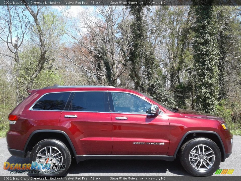 2021 Jeep Grand Cherokee Limited 4x4 Velvet Red Pearl / Black Photo #5