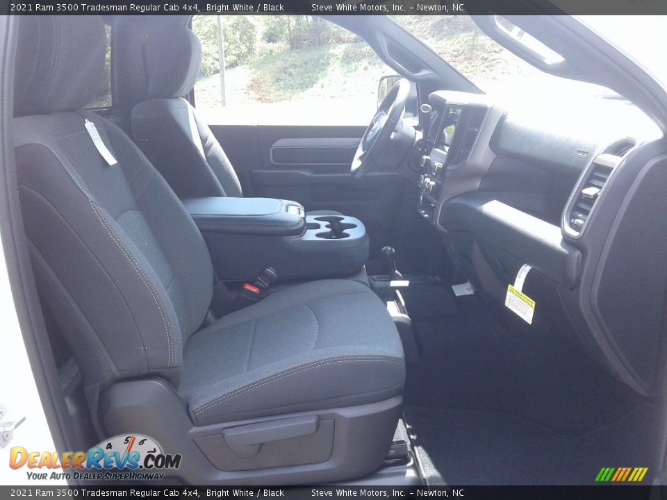 2021 Ram 3500 Tradesman Regular Cab 4x4 Bright White / Black Photo #14
