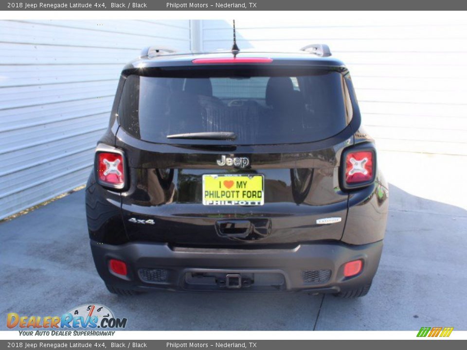 2018 Jeep Renegade Latitude 4x4 Black / Black Photo #8
