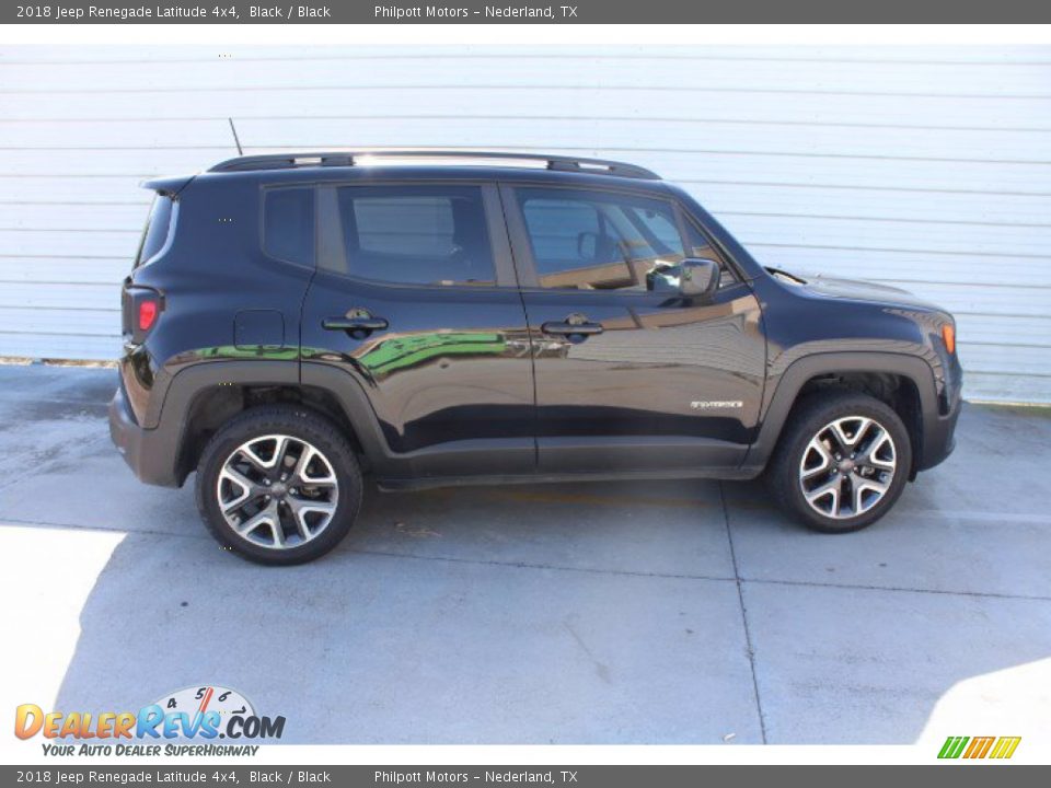 2018 Jeep Renegade Latitude 4x4 Black / Black Photo #10