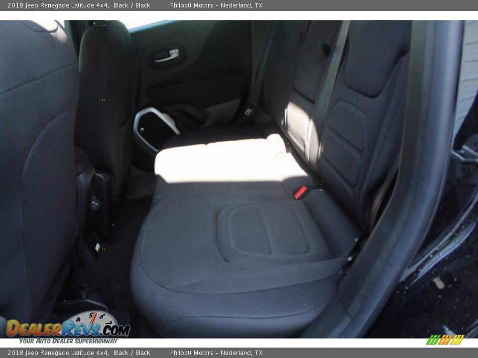 2018 Jeep Renegade Latitude 4x4 Black / Black Photo #25