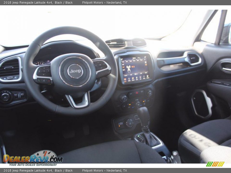 2018 Jeep Renegade Latitude 4x4 Black / Black Photo #26