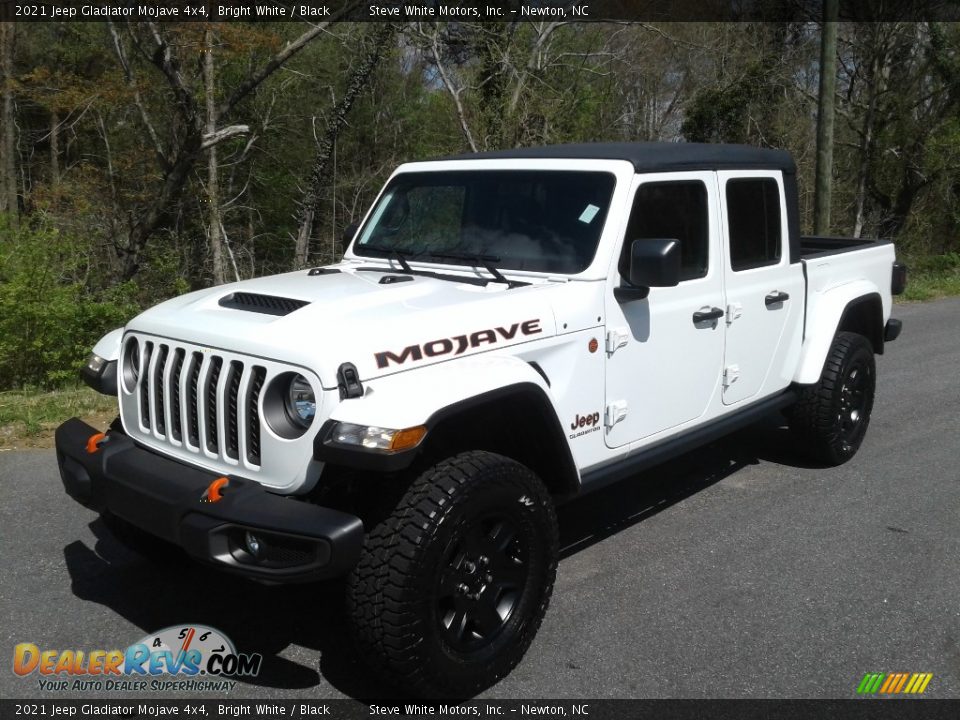 2021 Jeep Gladiator Mojave 4x4 Bright White / Black Photo #2