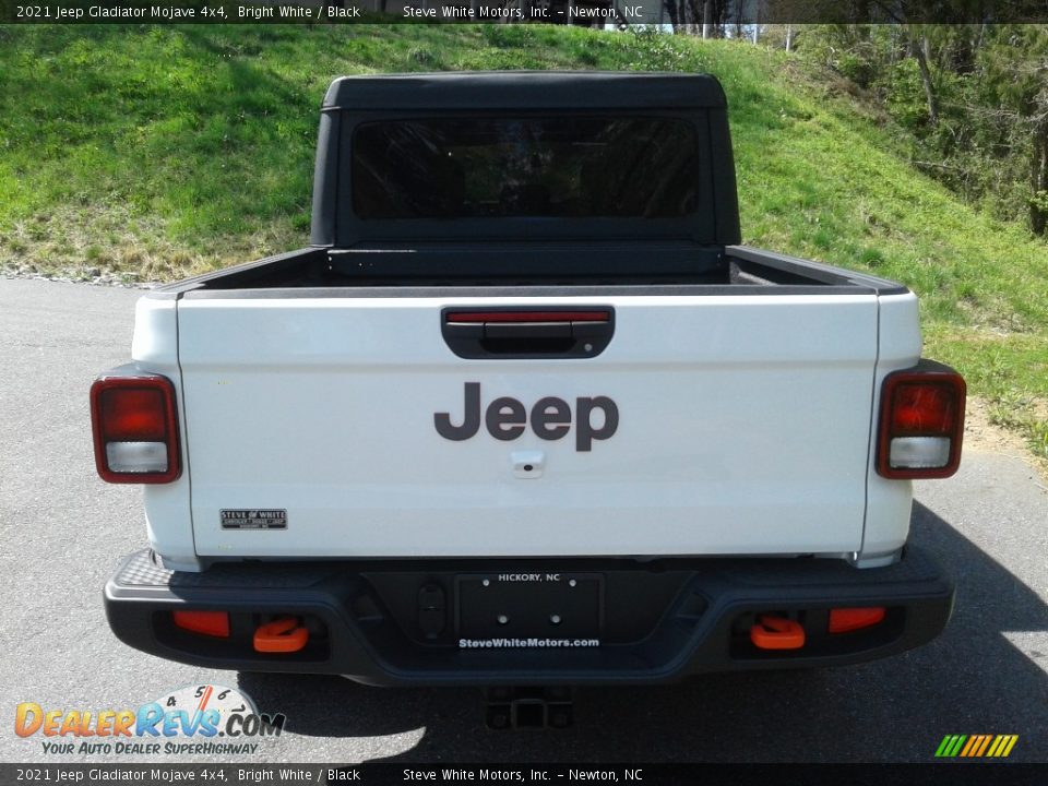 2021 Jeep Gladiator Mojave 4x4 Bright White / Black Photo #7