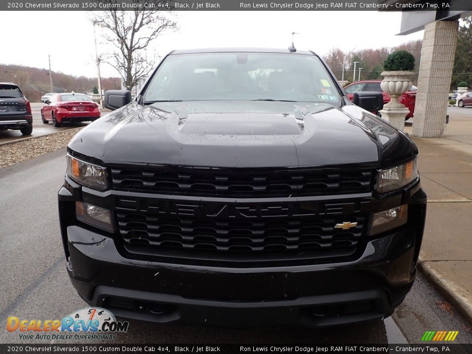 2020 Chevrolet Silverado 1500 Custom Double Cab 4x4 Black / Jet Black Photo #7