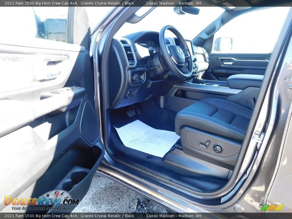 2021 Ram 1500 Big Horn Crew Cab 4x4 Granite Crystal Metallic / Black Photo #6