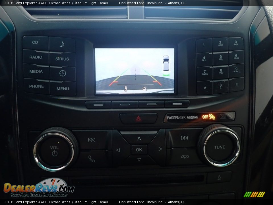 2016 Ford Explorer 4WD Oxford White / Medium Light Camel Photo #2