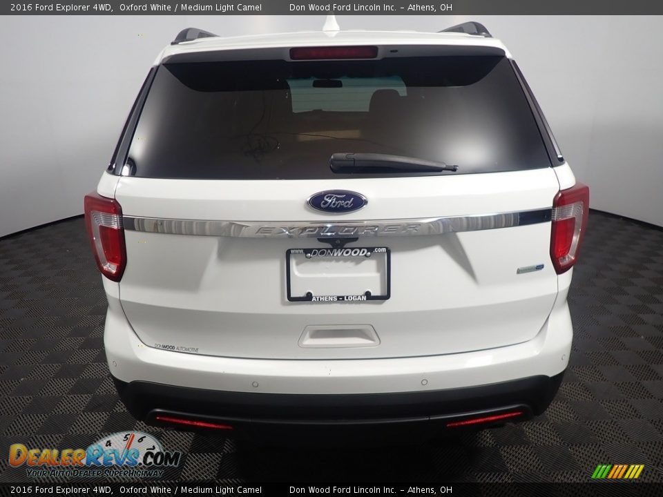 2016 Ford Explorer 4WD Oxford White / Medium Light Camel Photo #13