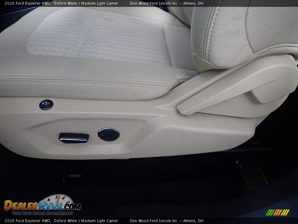 2016 Ford Explorer 4WD Oxford White / Medium Light Camel Photo #23