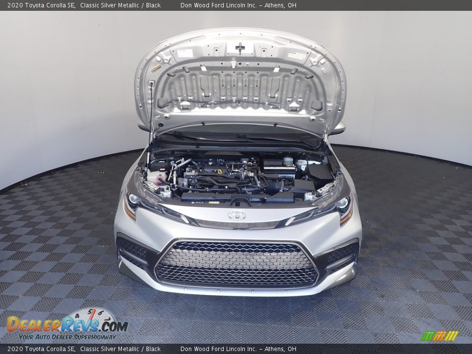 2020 Toyota Corolla SE Classic Silver Metallic / Black Photo #6