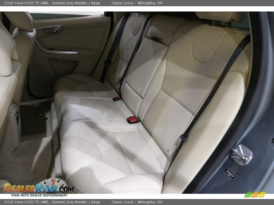 Rear Seat of 2016 Volvo XC60 T5 AWD Photo #20