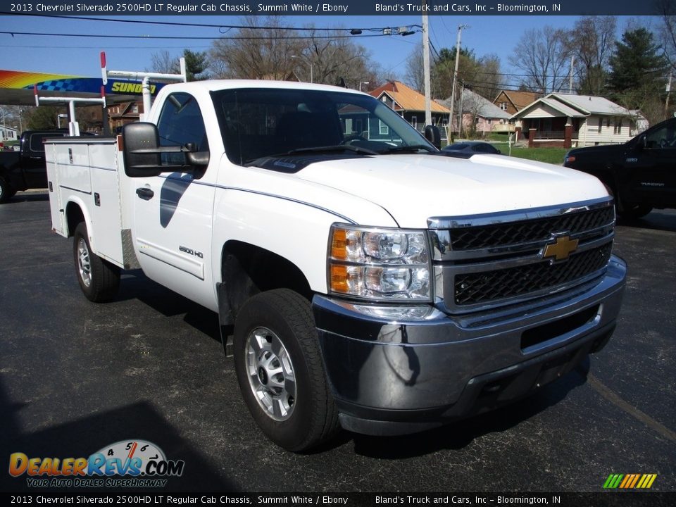 Front 3/4 View of 2013 Chevrolet Silverado 2500HD LT Regular Cab Chassis Photo #5