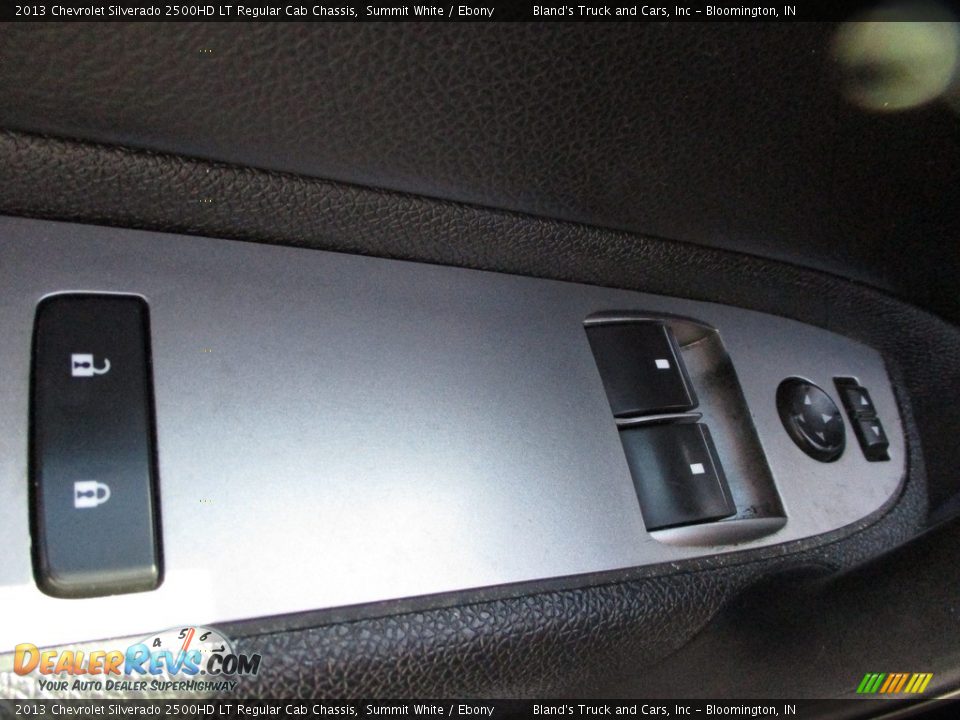 Door Panel of 2013 Chevrolet Silverado 2500HD LT Regular Cab Chassis Photo #10