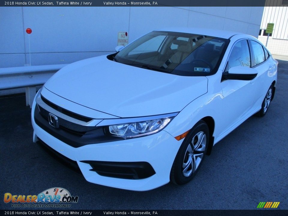 2018 Honda Civic LX Sedan Taffeta White / Ivory Photo #9