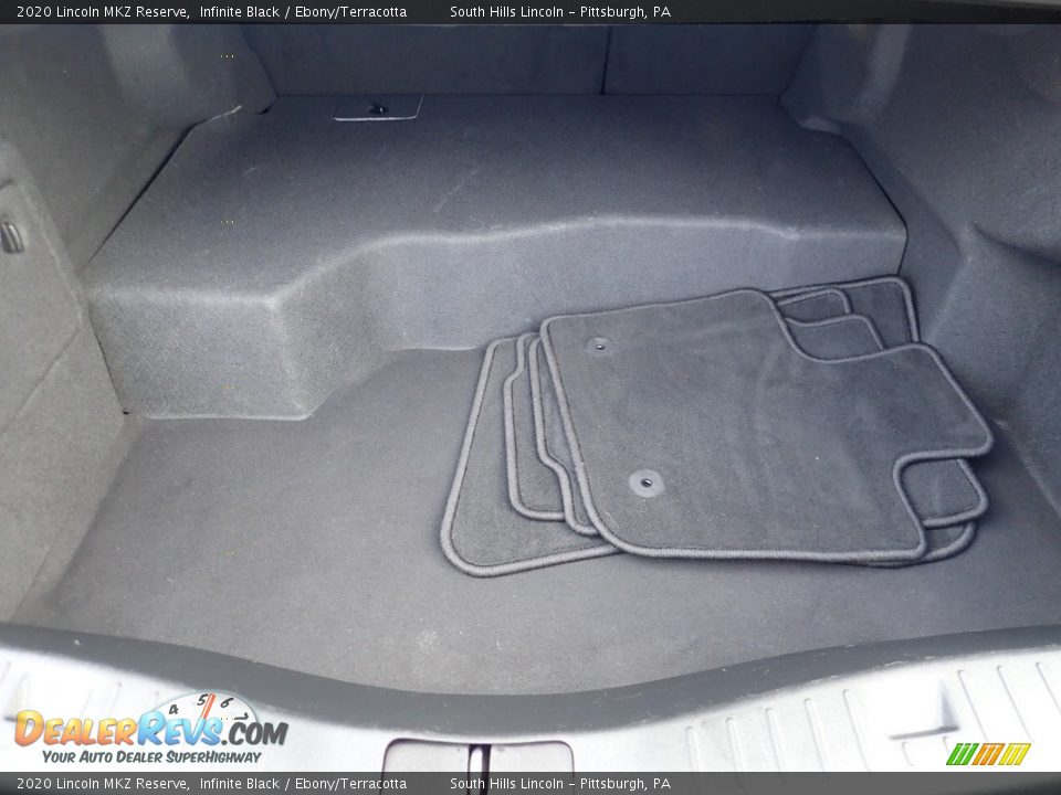 2020 Lincoln MKZ Reserve Trunk Photo #5