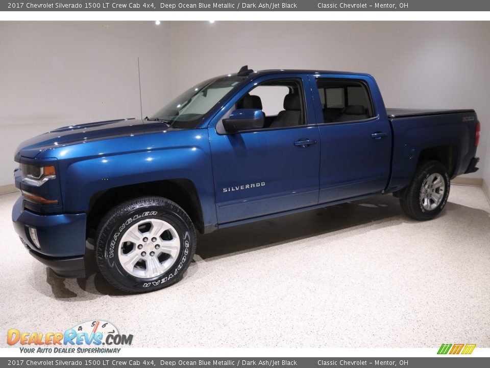 2017 Chevrolet Silverado 1500 LT Crew Cab 4x4 Deep Ocean Blue Metallic / Dark Ash/Jet Black Photo #3