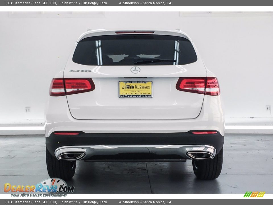 2018 Mercedes-Benz GLC 300 Polar White / Silk Beige/Black Photo #4