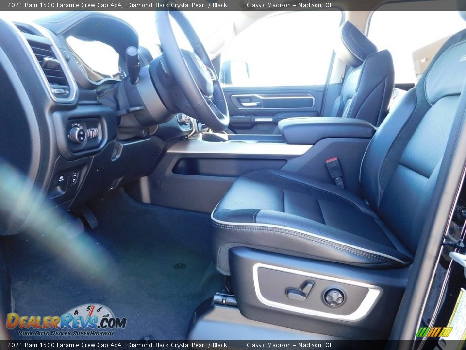 2021 Ram 1500 Laramie Crew Cab 4x4 Diamond Black Crystal Pearl / Black Photo #6