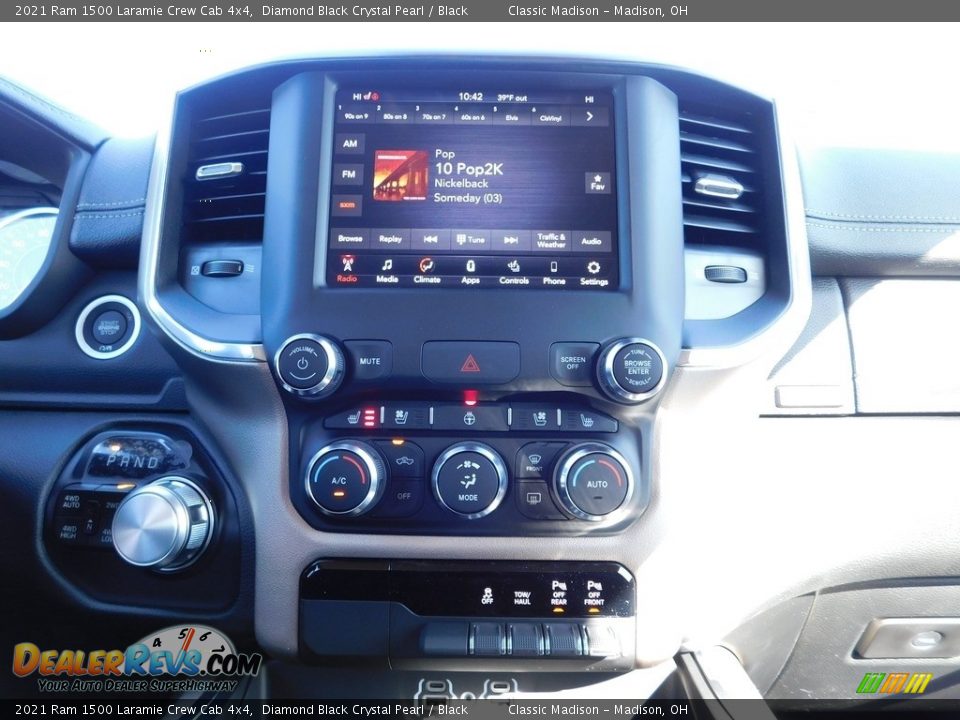 2021 Ram 1500 Laramie Crew Cab 4x4 Diamond Black Crystal Pearl / Black Photo #10