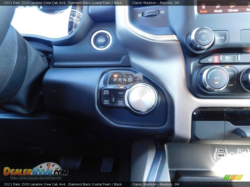 2021 Ram 1500 Laramie Crew Cab 4x4 Diamond Black Crystal Pearl / Black Photo #12