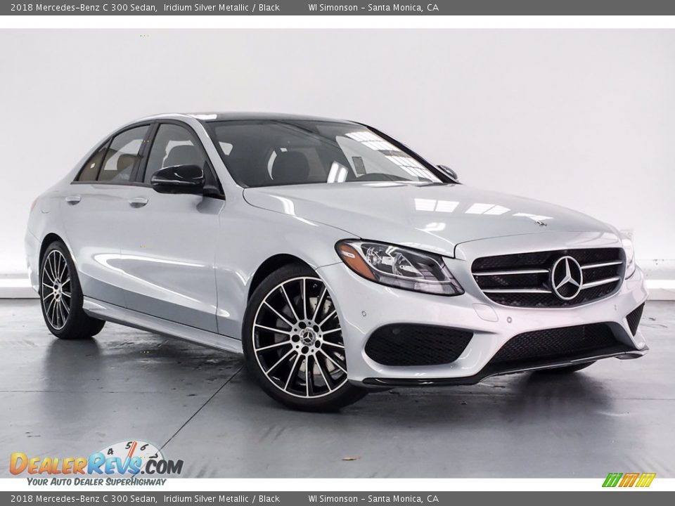 Front 3/4 View of 2018 Mercedes-Benz C 300 Sedan Photo #12