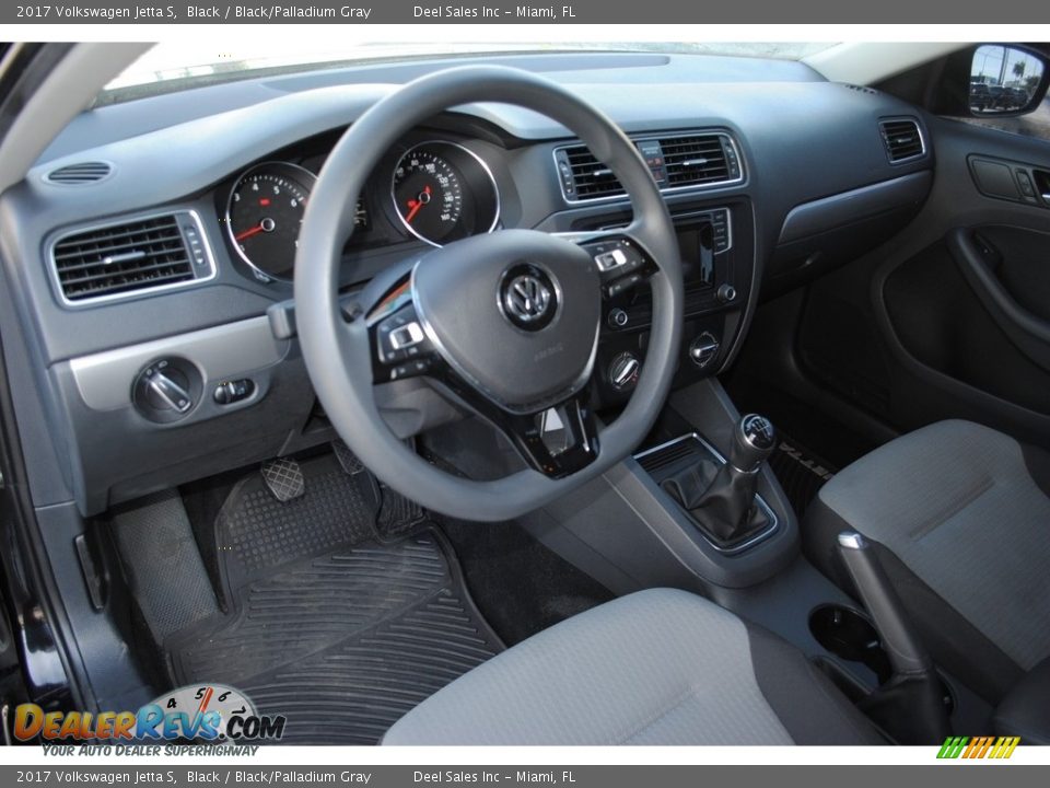 Dashboard of 2017 Volkswagen Jetta S Photo #13