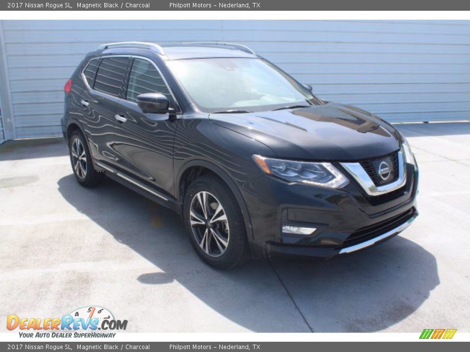 2017 Nissan Rogue SL Magnetic Black / Charcoal Photo #2