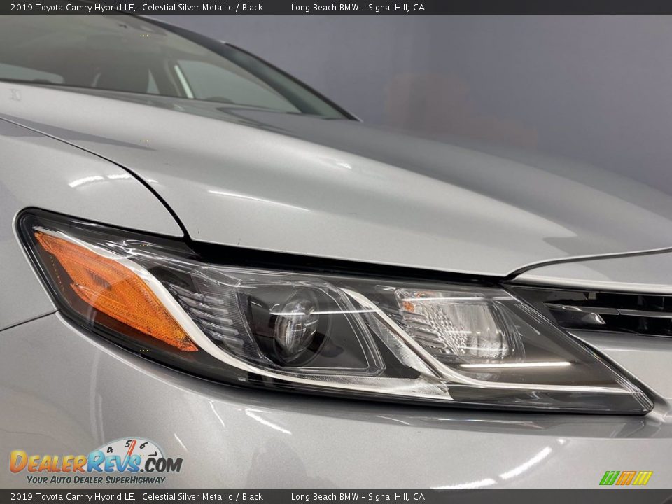 2019 Toyota Camry Hybrid LE Celestial Silver Metallic / Black Photo #7