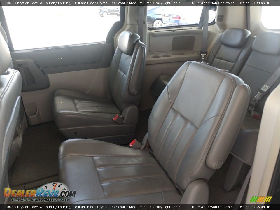 2008 Chrysler Town & Country Touring Brilliant Black Crystal Pearlcoat / Medium Slate Gray/Light Shale Photo #17