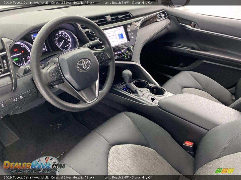 2019 Toyota Camry Hybrid LE Celestial Silver Metallic / Black Photo #16