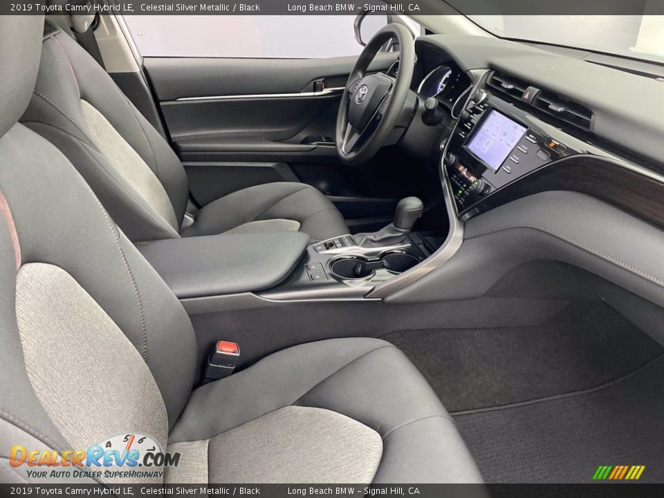 2019 Toyota Camry Hybrid LE Celestial Silver Metallic / Black Photo #31