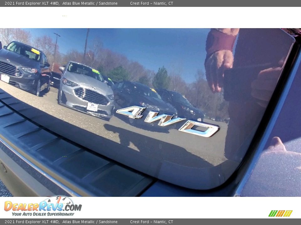 2021 Ford Explorer XLT 4WD Atlas Blue Metallic / Sandstone Photo #9