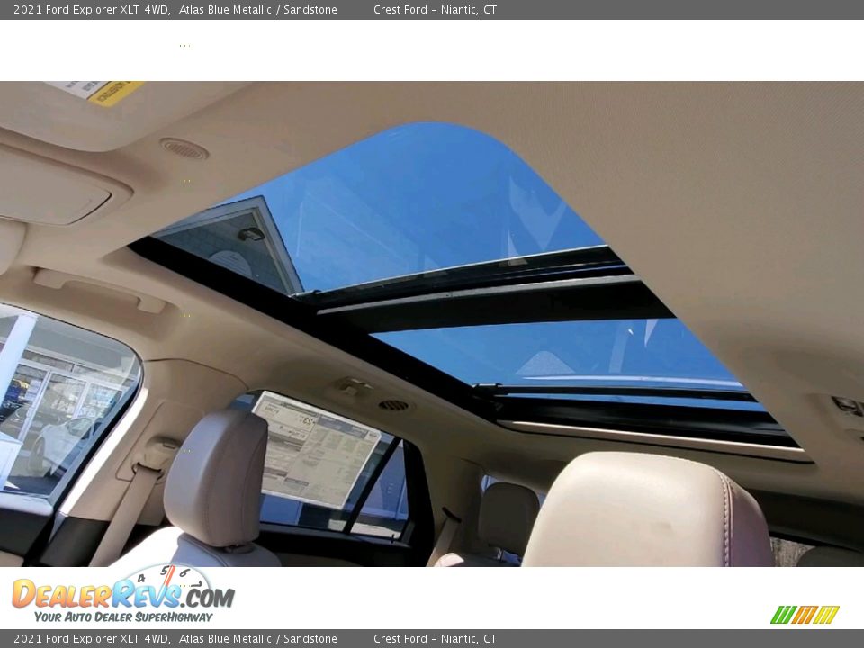 2021 Ford Explorer XLT 4WD Atlas Blue Metallic / Sandstone Photo #18