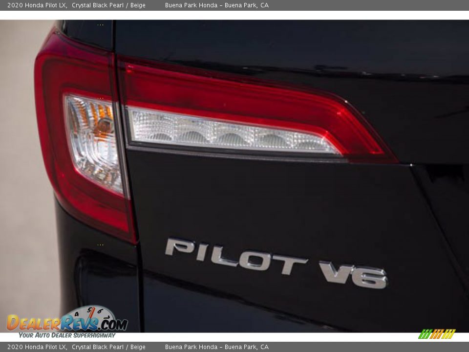 2020 Honda Pilot LX Crystal Black Pearl / Beige Photo #12