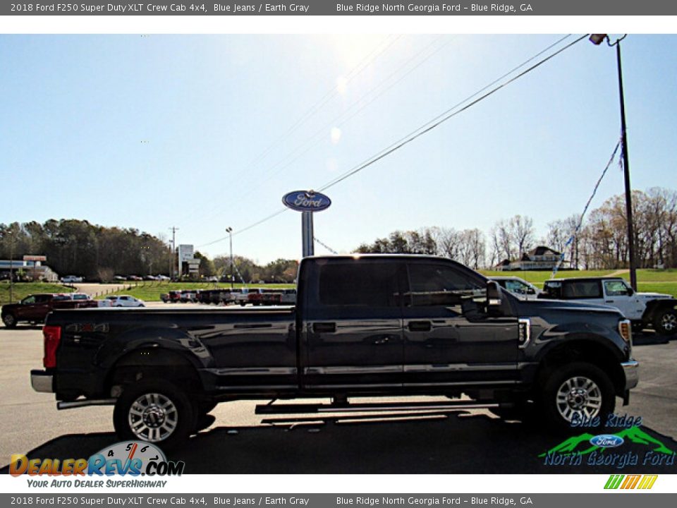 2018 Ford F250 Super Duty XLT Crew Cab 4x4 Blue Jeans / Earth Gray Photo #6