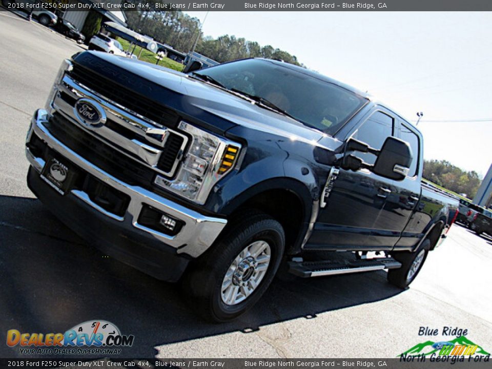 2018 Ford F250 Super Duty XLT Crew Cab 4x4 Blue Jeans / Earth Gray Photo #25