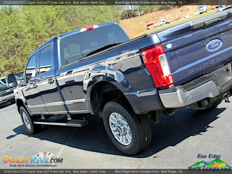 2018 Ford F250 Super Duty XLT Crew Cab 4x4 Blue Jeans / Earth Gray Photo #28