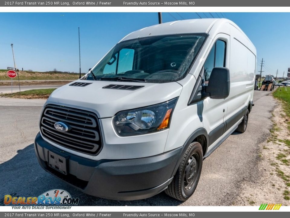 Front 3/4 View of 2017 Ford Transit Van 250 MR Long Photo #8