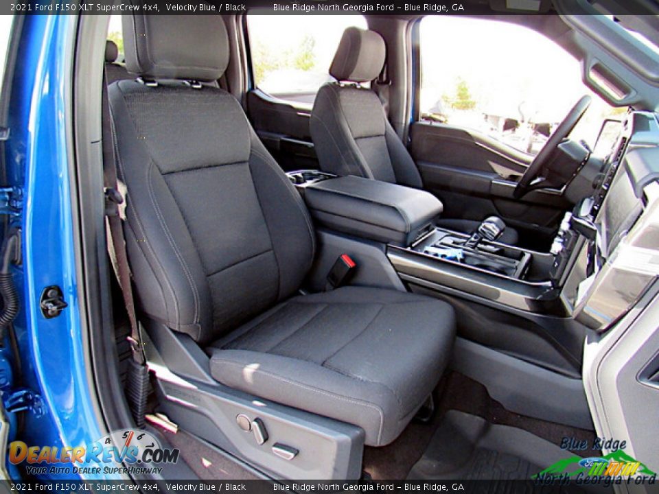 Front Seat of 2021 Ford F150 XLT SuperCrew 4x4 Photo #12