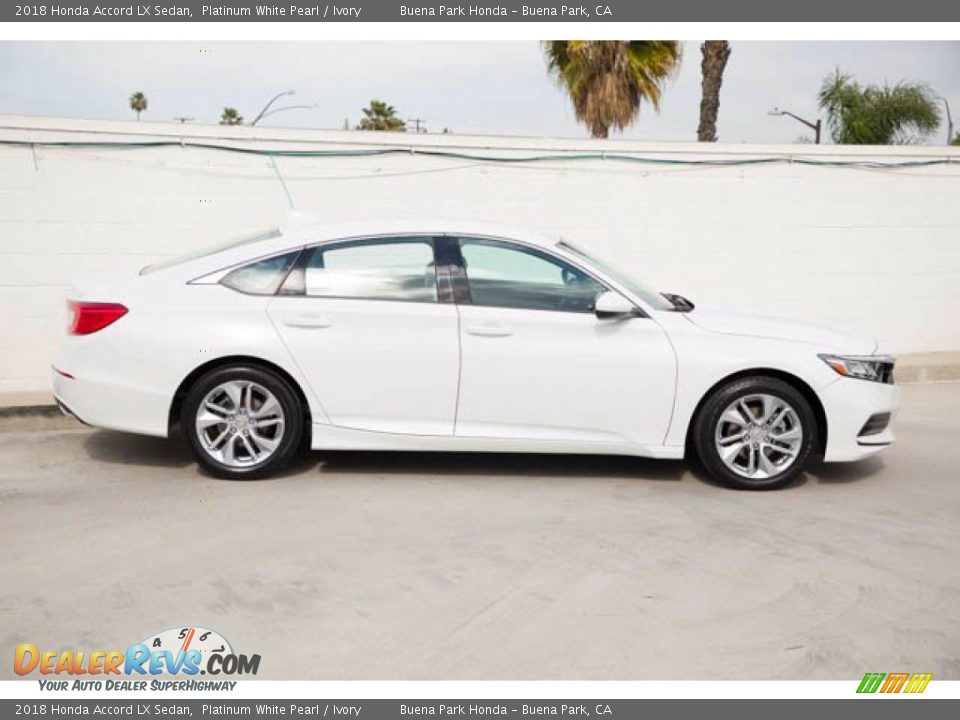 2018 Honda Accord LX Sedan Platinum White Pearl / Ivory Photo #14