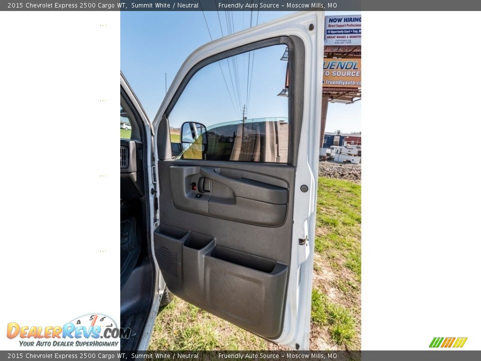 2015 Chevrolet Express 2500 Cargo WT Summit White / Neutral Photo #29