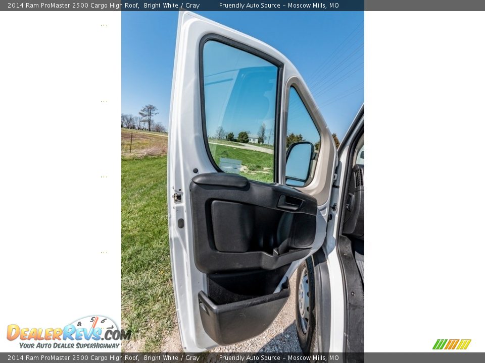 2014 Ram ProMaster 2500 Cargo High Roof Bright White / Gray Photo #20