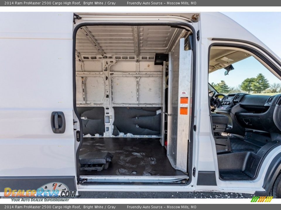 2014 Ram ProMaster 2500 Cargo High Roof Bright White / Gray Photo #25