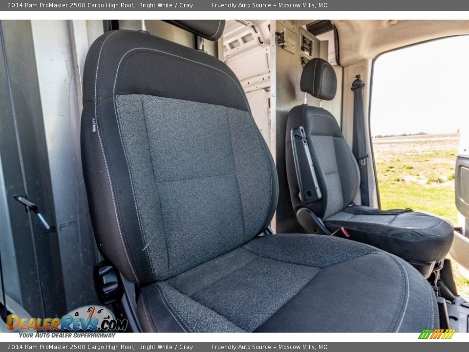 2014 Ram ProMaster 2500 Cargo High Roof Bright White / Gray Photo #30