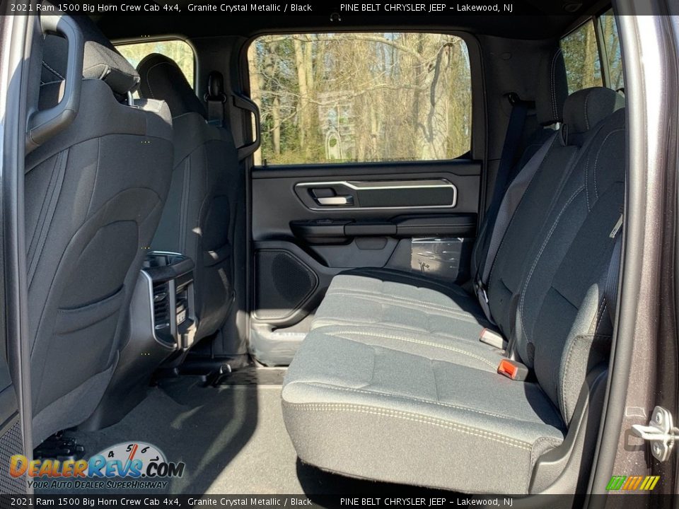 2021 Ram 1500 Big Horn Crew Cab 4x4 Granite Crystal Metallic / Black Photo #9