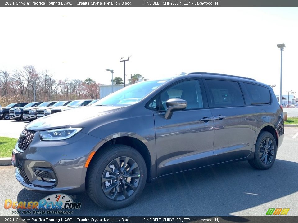 2021 Chrysler Pacifica Touring L AWD Granite Crystal Metallic / Black Photo #1