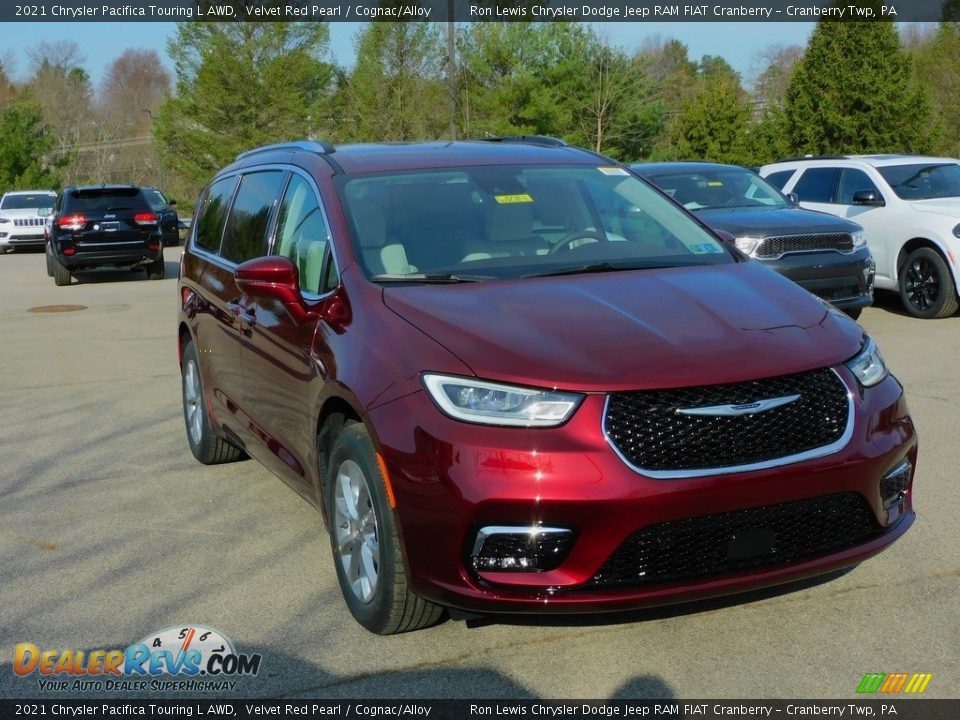 2021 Chrysler Pacifica Touring L AWD Velvet Red Pearl / Cognac/Alloy Photo #3