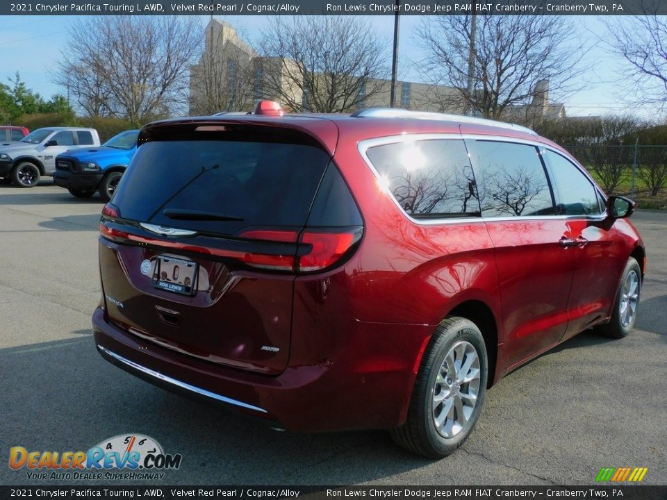 2021 Chrysler Pacifica Touring L AWD Velvet Red Pearl / Cognac/Alloy Photo #5