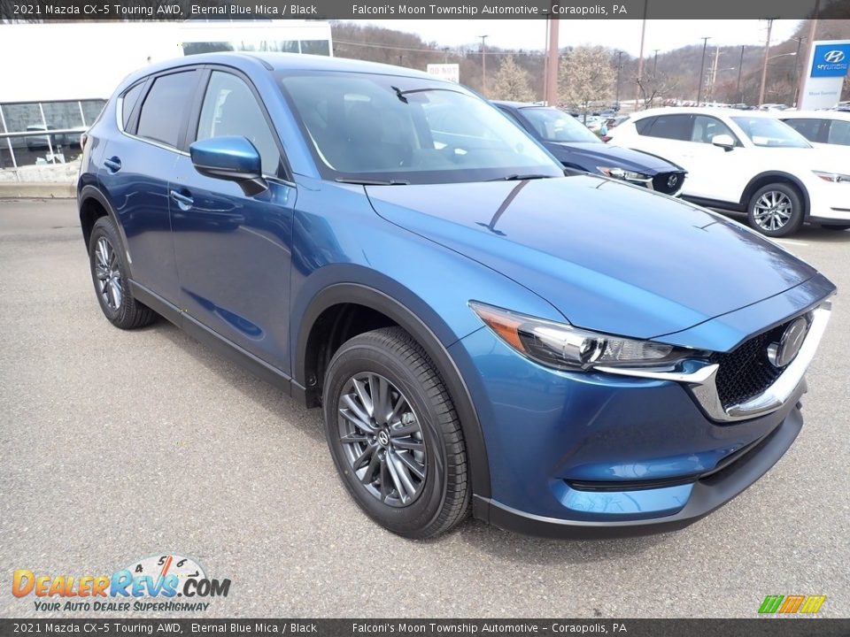 Front 3/4 View of 2021 Mazda CX-5 Touring AWD Photo #3