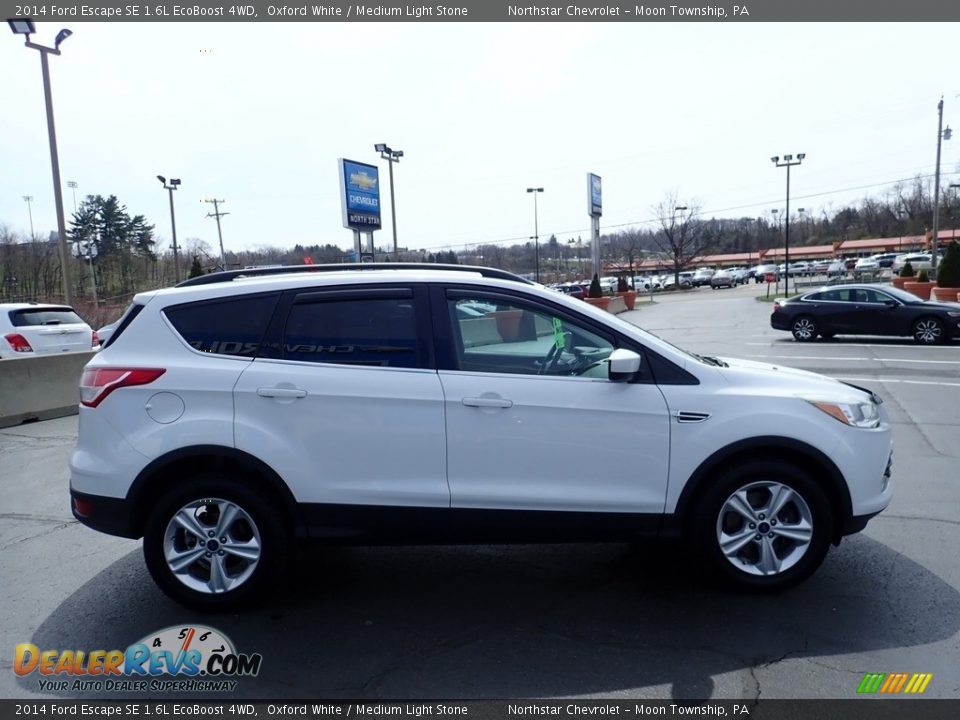 2014 Ford Escape SE 1.6L EcoBoost 4WD Oxford White / Medium Light Stone Photo #10